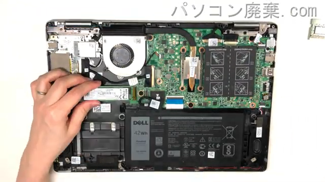 Inspiron 13 7378 2-in-1のHDD（SSD）の場所です